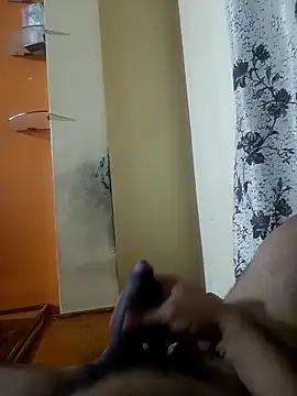 bobby3374 online show from December 20, 2025, 7:06 pm