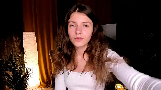 Snapshot of amy_cute_cat chatting on September 15, 2025, 9:21 am amy cute cat online show from September 15, 2025, 9:21 am