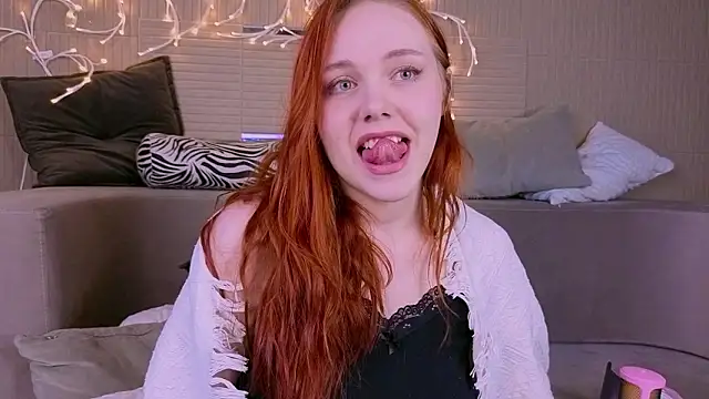 PollyVinice online show from March 14, 2026, 11:27 am