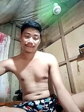 Snapshot of Hottie_pinoy21 chatting on September 18, 2025, 3:42 am Hottie pinoy21 online show from September 18, 2025, 3:42 am