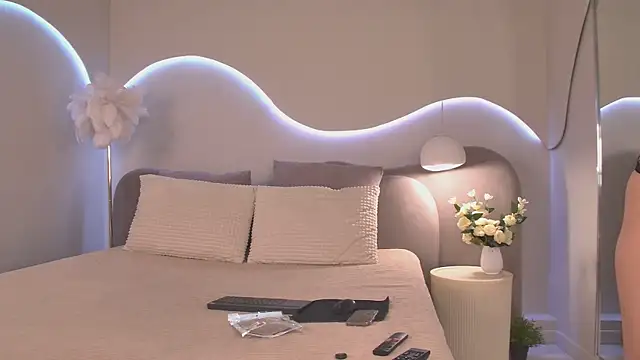 NicolSpace online show from February 23, 2026, 3:41 am