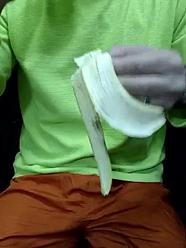 Snapshot of chocolate_alone chatting on January 7, 2026, 7:35 am chocolate alone online show from January 7, 2026, 7:35 am