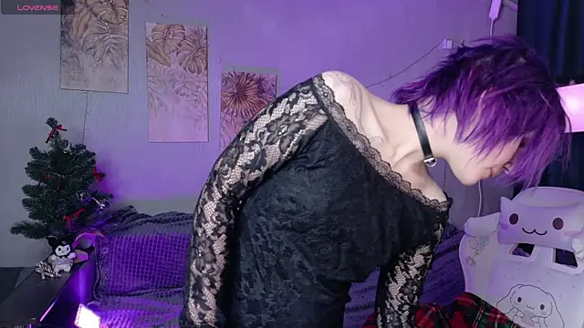 KikiMoor online show from January 8, 2026, 8:31 am