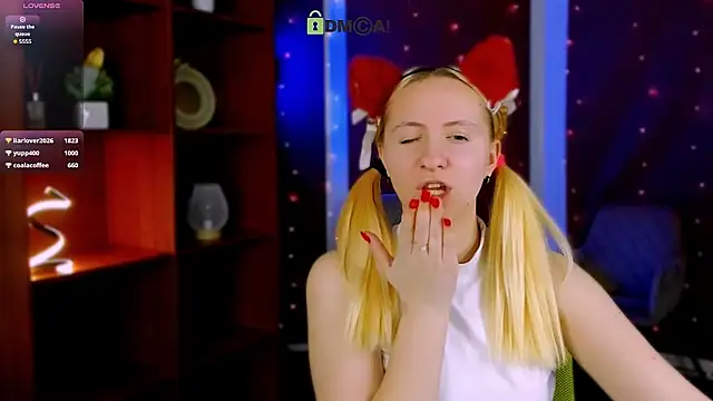 Snapshot of mila_glow1 chatting on March 2, 2026, 5:08 am mila glow1 online show from March 2, 2026, 5:08 am