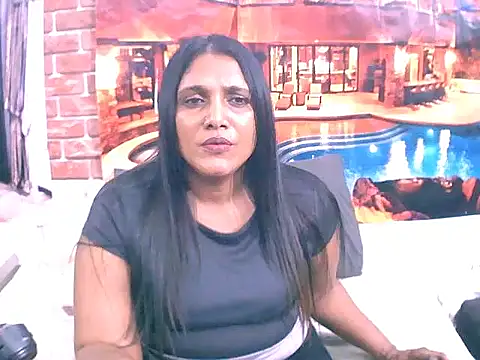 IndianSexyLady4u online show from November 3, 2025, 3:23 am