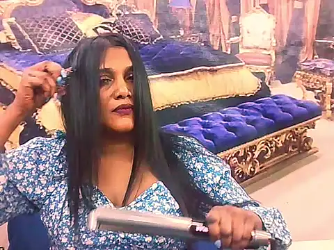 IndianSexyLady4u online show from December 17, 2025, 5:23 am