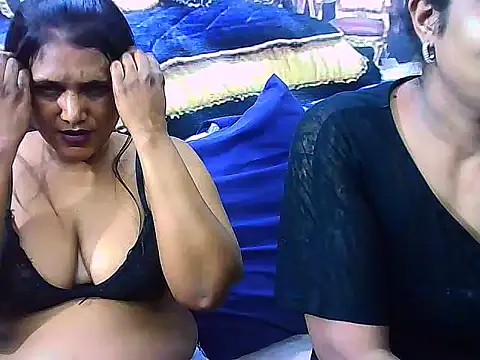 IndianSexyLady4u online show from December 2, 2025, 8:38 am