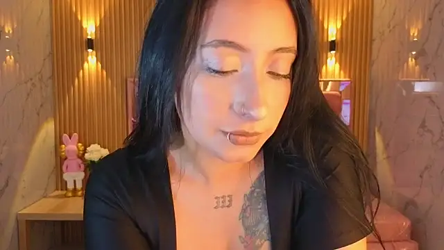 Snapshot of m_eris_s chatting on November 11, 2025, 1:39 pm m eris s online show from November 11, 2025, 1:39 pm