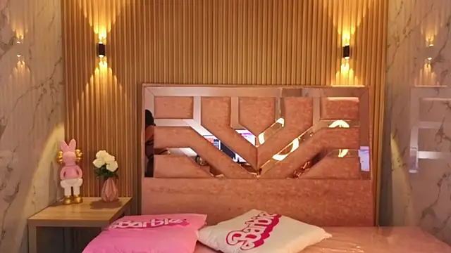 m eris s online show from December 5, 2025, 1:21 pm