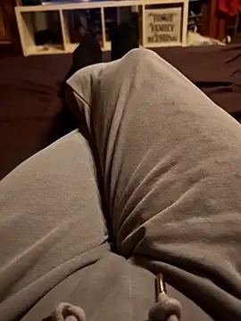 Snapshot of Horny_mummy chatting on December 18, 2025, 6:34 pm Horny mummy online show from December 18, 2025, 6:34 pm