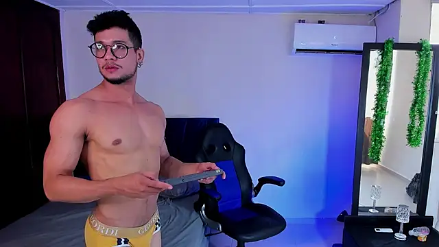 paull george online show from December 5, 2025, 4:38 pm