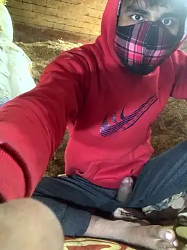 Snapshot of uniquesexyboy5689 chatting on January 9, 2026, 7:48 am uniquesexyboy5689 online show from January 9, 2026, 7:48 am