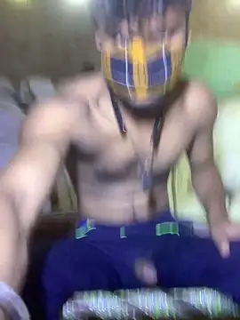uniquesexyboy5689 online show from May 18, 2026, 7:46 am