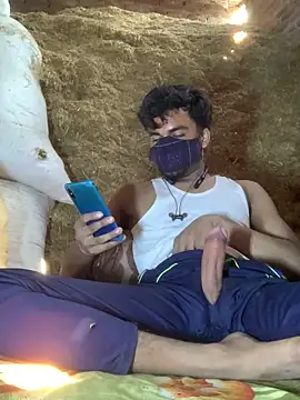 Snapshot of uniquesexyboy5689 chatting on February 24, 2026, 7:20 am uniquesexyboy5689 online show from February 24, 2026, 7:20 am