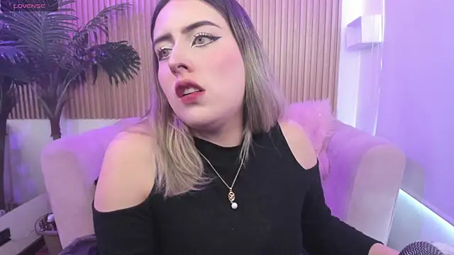 Snapshot of Jenny_Wolridge_ chatting on October 30, 2025, 7:44 pm Jenny Wolridge online show from October 30, 2025, 7:44 pm