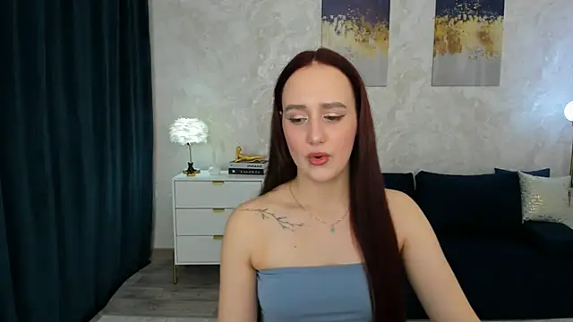 Snapshot of SabrinaCandi chatting on May 27, 2026, 8:05 pm SabrinaCandi online show from May 27, 2026, 8:05 pm