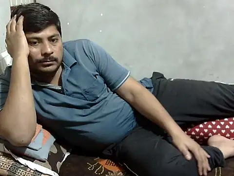 Ajmersingh335512 online show from March 16, 2026, 3:26 pm