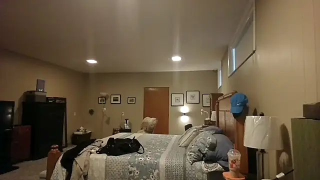 Snapshot of scarletsky89 chatting on November 28, 2025, 6:08 pm scarletsky89 online show from November 28, 2025, 6:08 pm