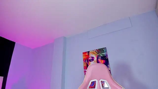 Snapshot of SammyRose_ chatting on November 4, 2025, 7:28 pm SammyRose online show from November 4, 2025, 7:28 pm