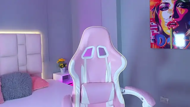 Snapshot of SammyRose_ chatting on November 21, 2025, 2:27 pm SammyRose online show from November 21, 2025, 2:27 pm