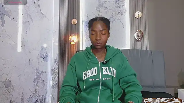 Snapshot of katia_green1 chatting on February 22, 2026, 12:40 pm katia green1 online show from February 22, 2026, 12:40 pm