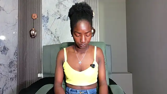 Snapshot of katia_green1 chatting on November 27, 2025, 12:38 pm katia green1 online show from November 27, 2025, 12:38 pm