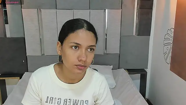 Snapshot of VictoriaDuart chatting on February 8, 2026, 7:55 pm VictoriaDuart online show from February 8, 2026, 7:55 pm