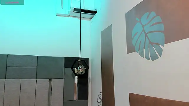 Snapshot of VictoriaDuart chatting on February 22, 2026, 8:21 pm VictoriaDuart online show from February 22, 2026, 8:21 pm