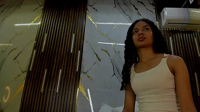 Snapshot of VictoriaDuart chatting on December 5, 2025, 8:17 pm VictoriaDuart online show from December 5, 2025, 8:17 pm