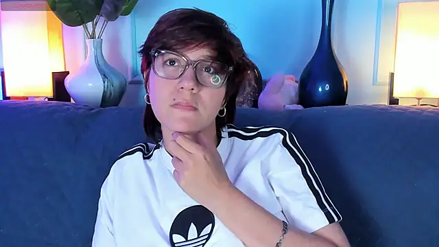 Tsuki Maru online show from March 31, 2026, 8:11 pm