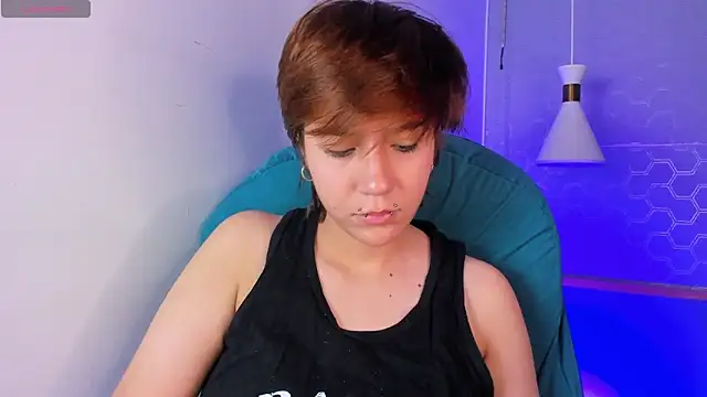 Snapshot of Tsuki_Maru chatting on May 13, 2026, 10:11 am Tsuki Maru online show from May 13, 2026, 10:11 am