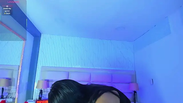 BritanyBrown  online show from April 18, 2026, 4:59 am