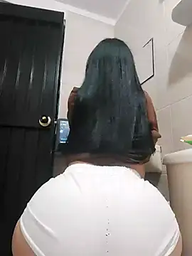 LunaJacobs online show from November 29, 2025, 12:33 am