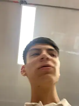 Snapshot of Luck__090 chatting on September 10, 2025, 11:59 pm Luck 090 online show from September 10, 2025, 11:59 pm