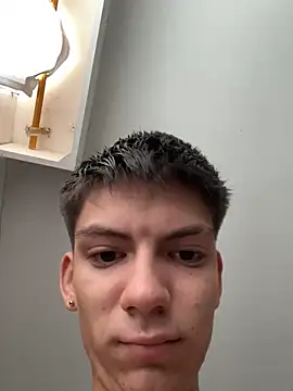 Snapshot of Luck__090 chatting on September 14, 2025, 1:22 pm Luck 090 online show from September 14, 2025, 1:22 pm