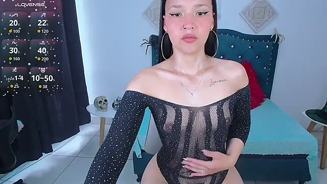 IamBunny f w online show from October 10, 2025, 1:34 pm