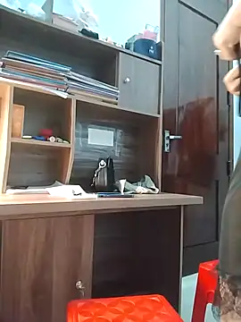 Snapshot of MaryyLy chatting on November 8, 2025, 10:13 pm MaryyLy online show from November 8, 2025, 10:13 pm