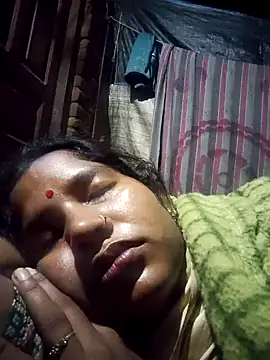 Snapshot of Hot_Seema83 chatting on September 14, 2025, 11:16 pm Hot Seema83 online show from September 14, 2025, 11:16 pm