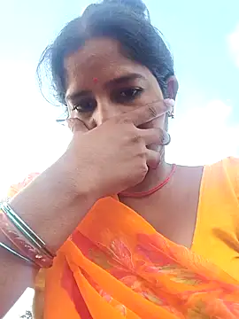 Snapshot of Hot_Seema83 chatting on October 2, 2025, 12:08 pm Hot Seema83 online show from October 2, 2025, 12:08 pm