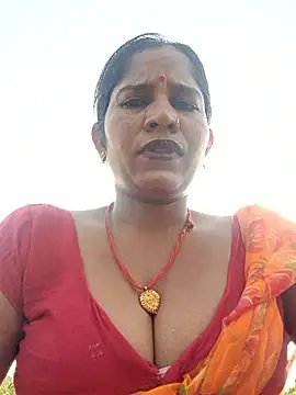 Snapshot of Hot_Seema83 chatting on September 29, 2025, 11:16 am Hot Seema83 online show from September 29, 2025, 11:16 am