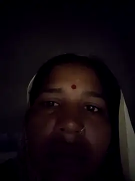 Snapshot of Hot_Seema83 chatting on September 11, 2025, 12:10 am Hot Seema83 online show from September 11, 2025, 12:10 am