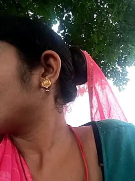 Snapshot of Hot_Seema83 chatting on October 6, 2025, 6:36 am Hot Seema83 online show from October 6, 2025, 6:36 am
