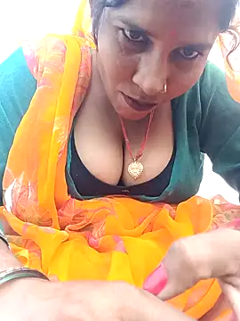 Snapshot of Hot_Seema83 chatting on October 12, 2025, 6:15 am Hot Seema83 online show from October 12, 2025, 6:15 am
