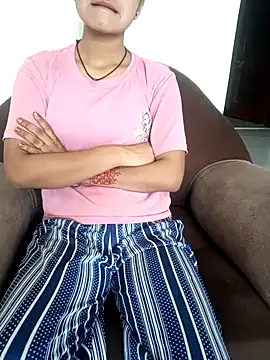 Snapshot of Student_girl2 chatting on September 15, 2025, 4:46 am Student girl2 online show from September 15, 2025, 4:46 am