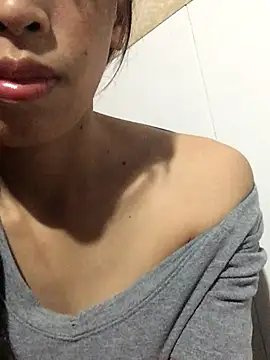 Snapshot of Beebaa-himi chatting on September 25, 2025, 3:01 am Beebaa-himi online show from September 25, 2025, 3:01 am