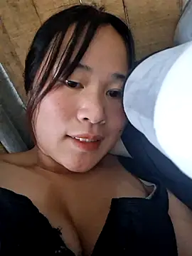 ALIENHR38 online show from November 1, 2025, 12:06 am