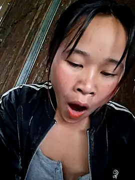 ALIENHR38 online show from November 8, 2025, 12:25 am