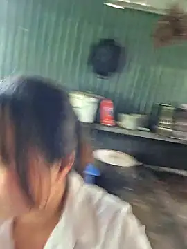 ALIENHR38 online show from April 4, 2026, 3:13 am