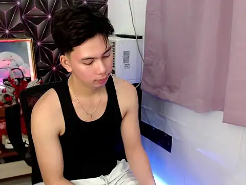 ursweet jade online show from November 16, 2025, 10:31 am