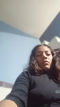 mamasitapetite online show from April 7, 2026, 4:20 pm